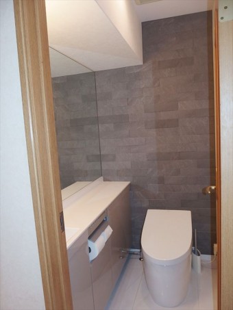 TOTO ネオレストで高級感のあるトイレに　