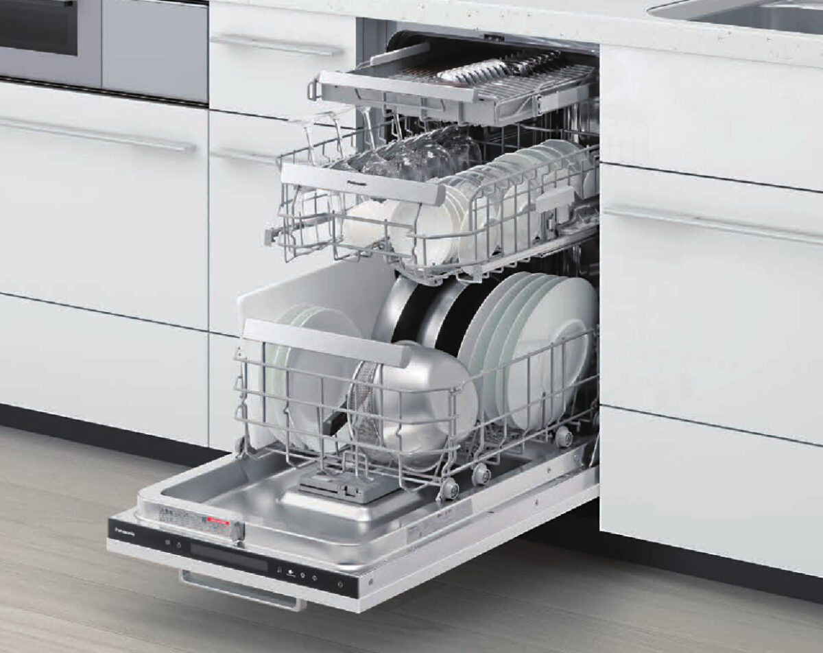 フロントオープン食器洗い乾燥機